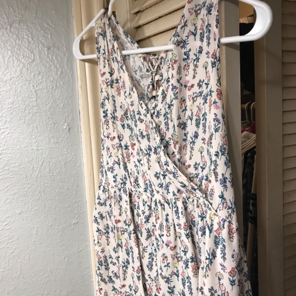 Strappy Tank top by Sadie Robertson - Picture 5 of 7